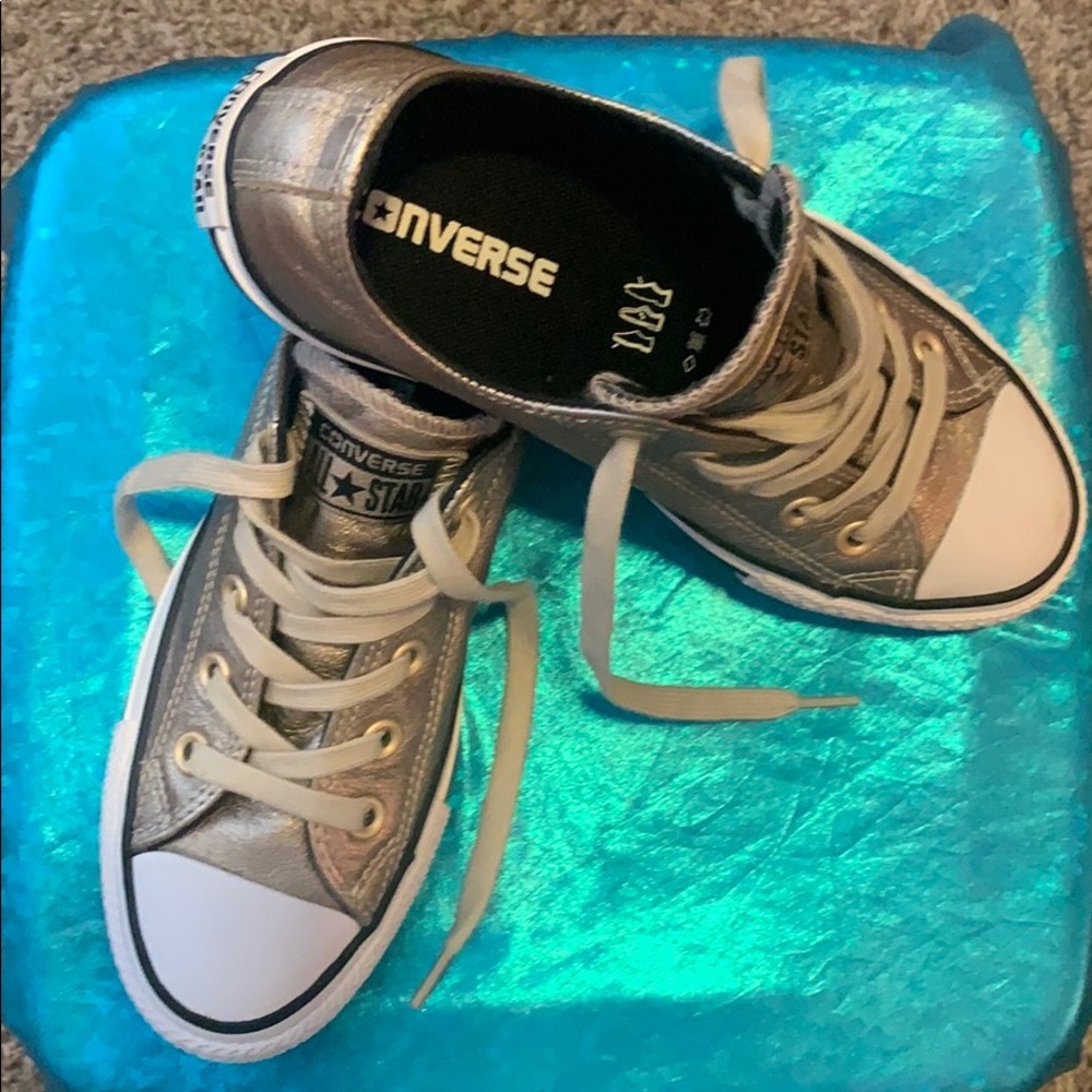 Size 5 Silver Metallic Converse